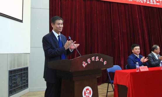 说明: G:\全国高等师范院校财务管理研究会六届二次理事会暨第三十次财务研讨会\IMG_3850.JPG